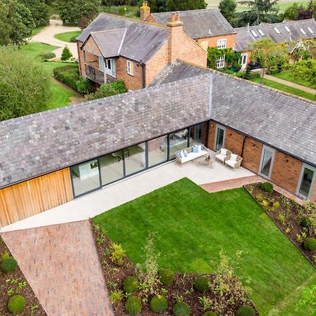 ホテル 14 Acres - Luxury Countryside Retreats マーケット・ハーバラ エクステリア 写真